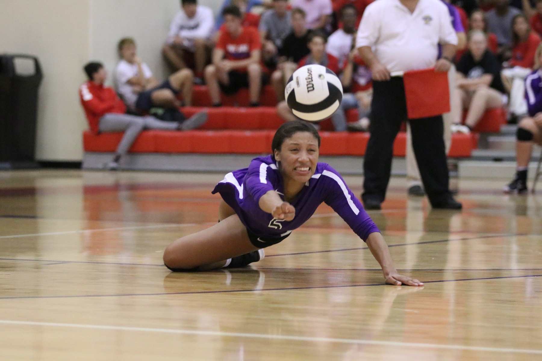 Volleyball Competes at Brebeuf Invite