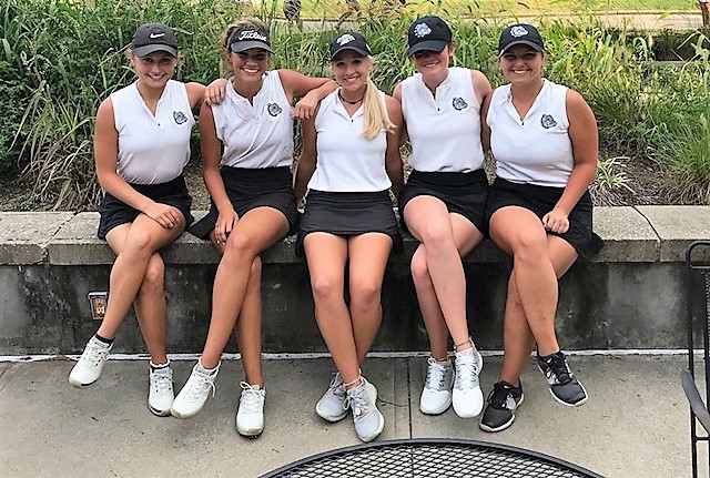 Girls' Golf Competes at State Preview