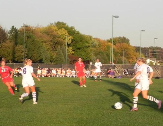 Girls' Soccer Advances in Sectional Play