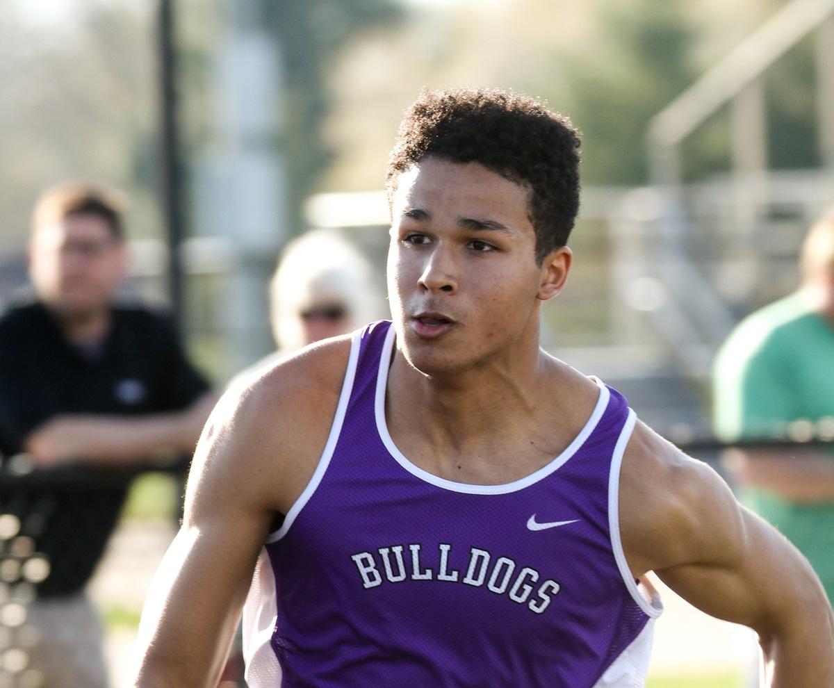 Big Night for Boys Track & Field at the Jeff Regional