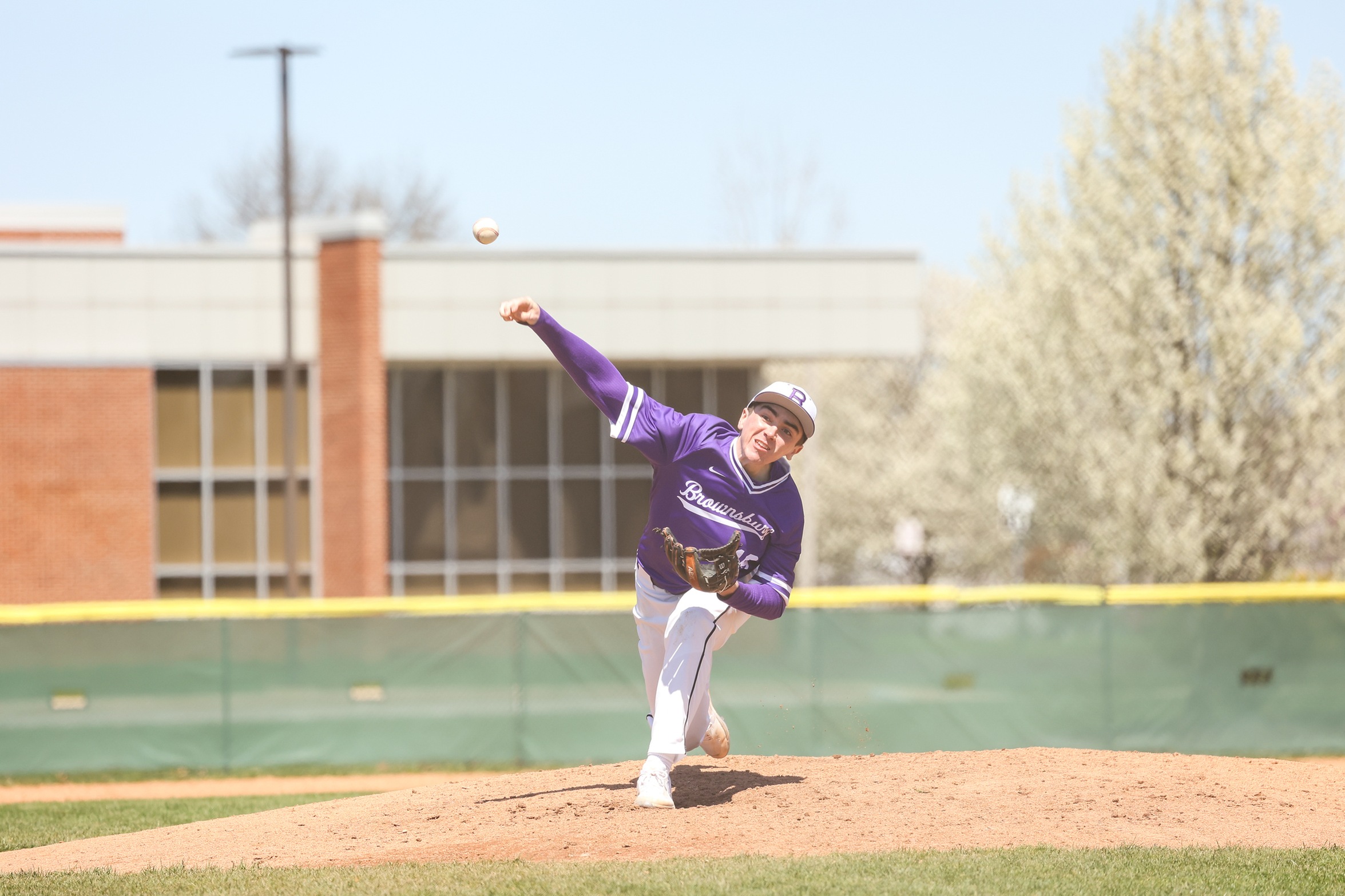 Baseball Falls to Trojans after Early Deficit, 7-11