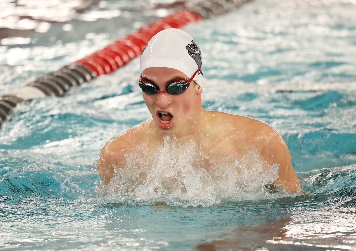 Boys Swimming Falls to Zionsville 112-68