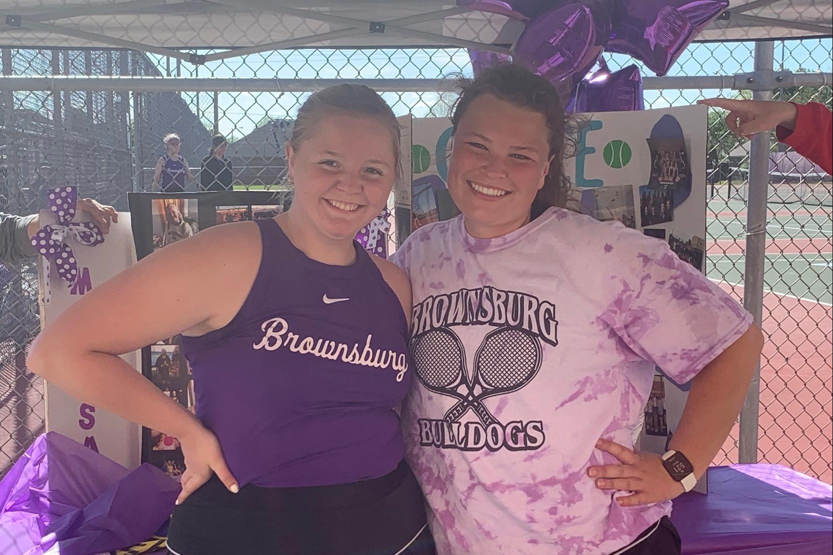 Petrunich, Thomas pick up Senior Night victories in No.24 Girls' tennis win over THS