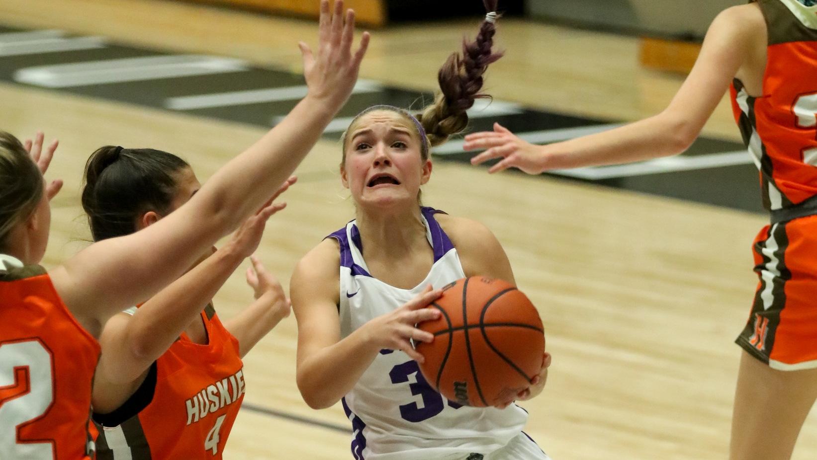 No. 4/6 @bhsdogsghoops to play Bedford North Lawrence and Ben Davis
