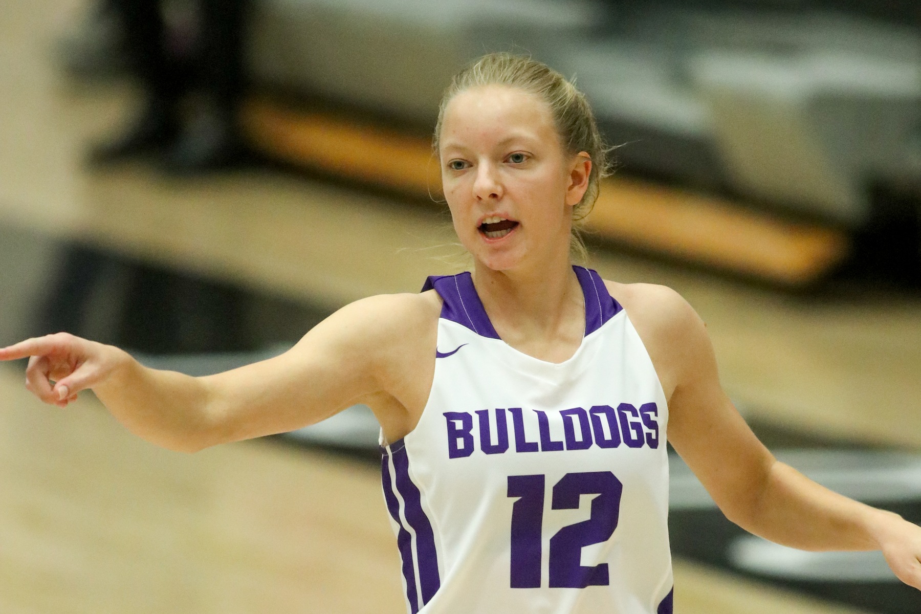 No. 9/9 @bhsdogsghoops uses second-half surge to beat Mooresville