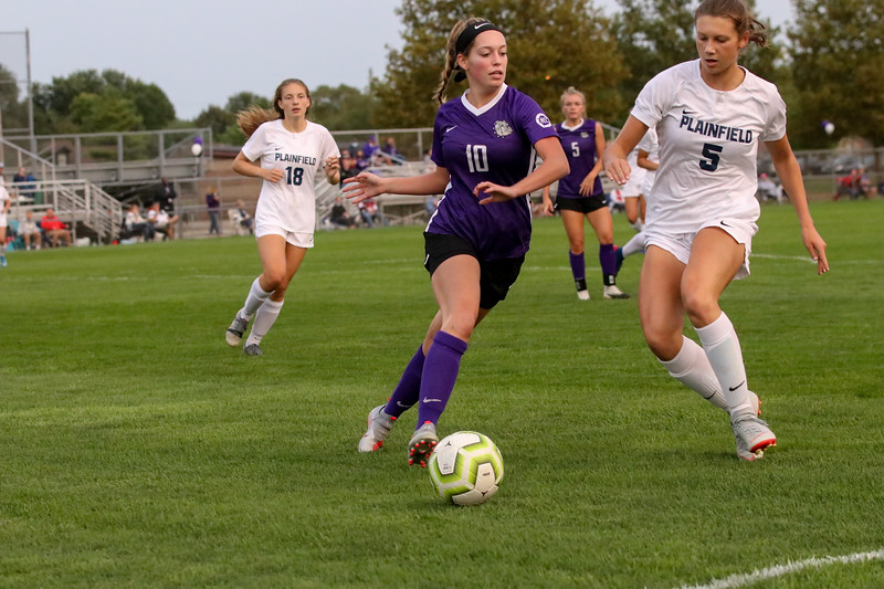 No.20 Girls' soccer falls to No.1 Noblesville