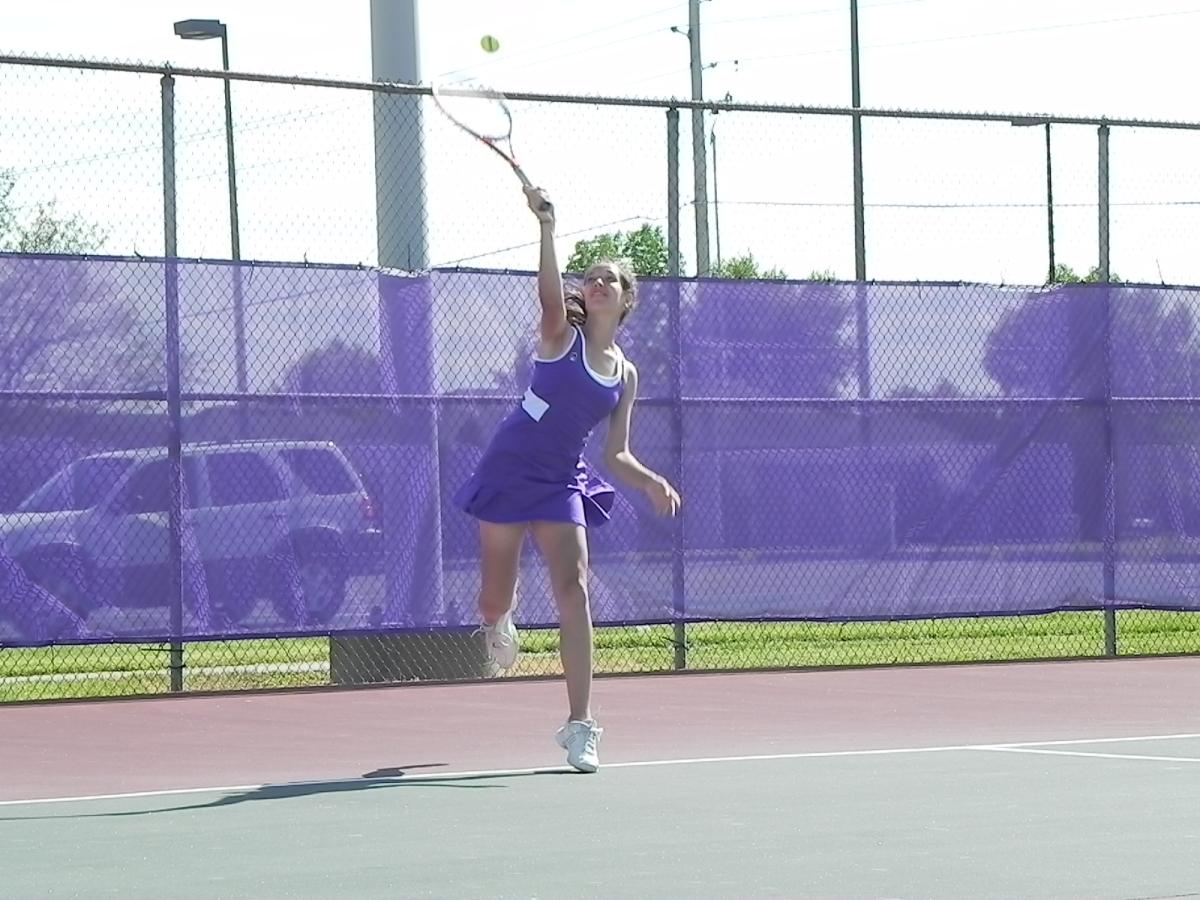 Girls' Tennis Competes in HCC Tournament